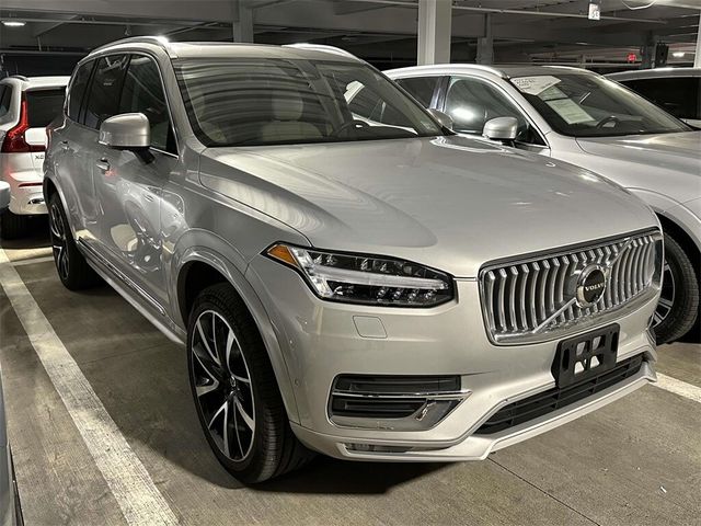 2023 Volvo XC90 Plus