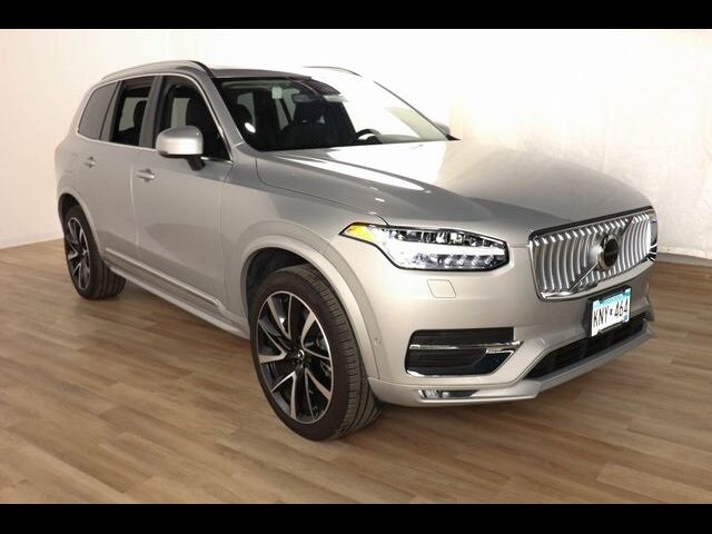 2023 Volvo XC90 Plus