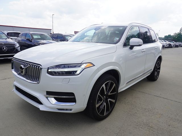 2023 Volvo XC90 Plus