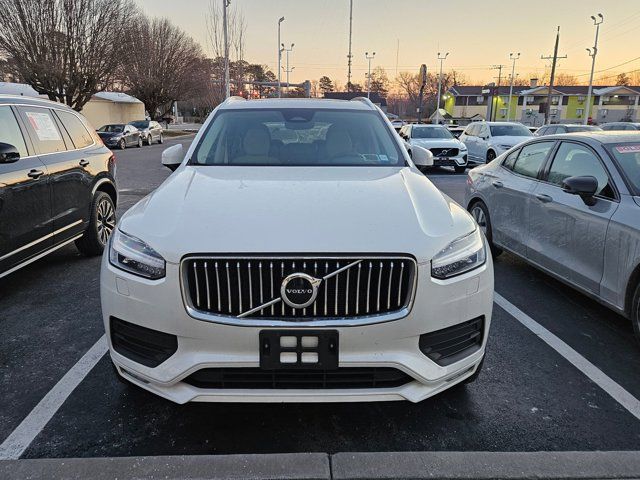 2023 Volvo XC90 Core