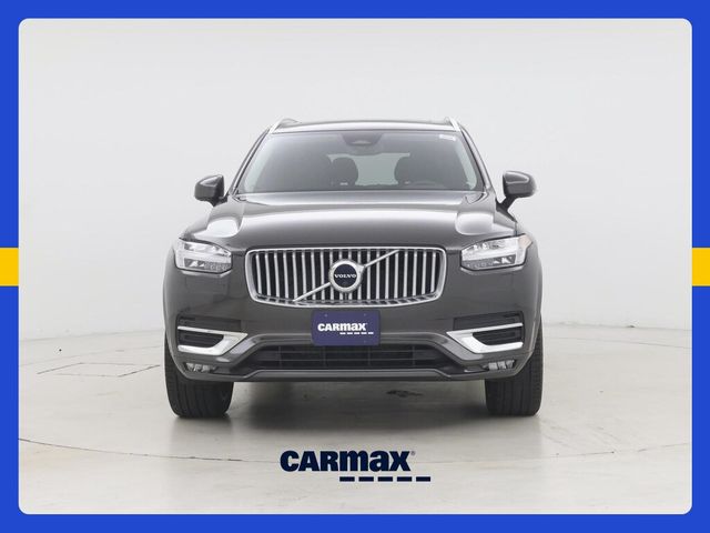 2023 Volvo XC90 Plus