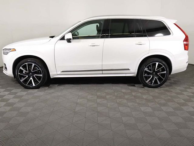 2023 Volvo XC90 Plus