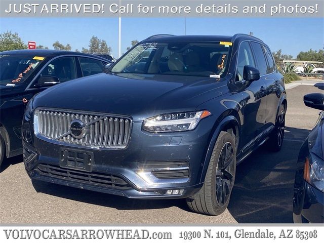 2023 Volvo XC90 Plus