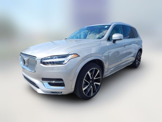 2023 Volvo XC90 Plus