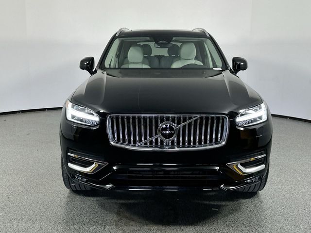 2023 Volvo XC90 Plus