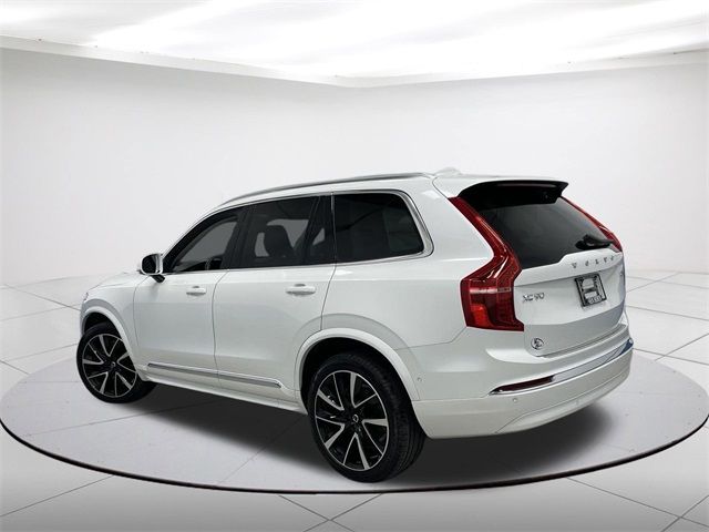 2023 Volvo XC90 Plus