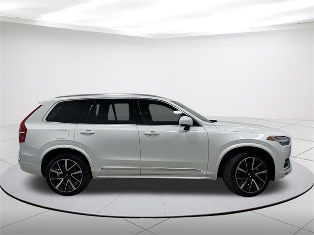 2023 Volvo XC90 Plus