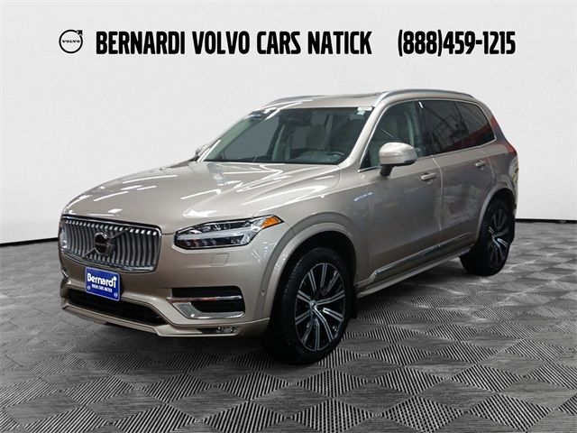 2023 Volvo XC90 Plus