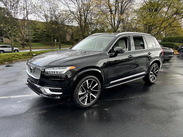 2023 Volvo XC90 Plus