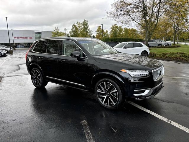 2023 Volvo XC90 Plus