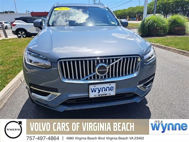 2023 Volvo XC90 Plus