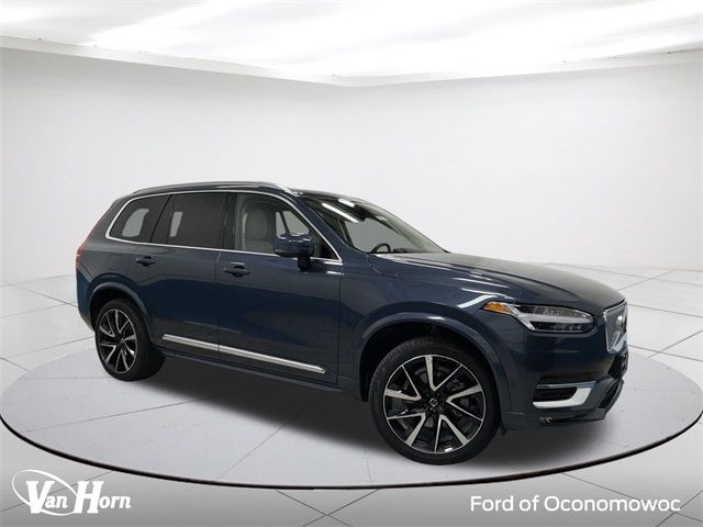 2023 Volvo XC90 Plus