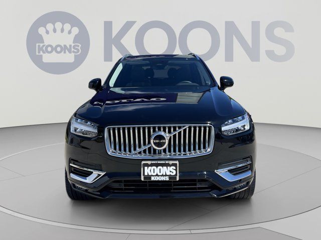 2023 Volvo XC90 Plus