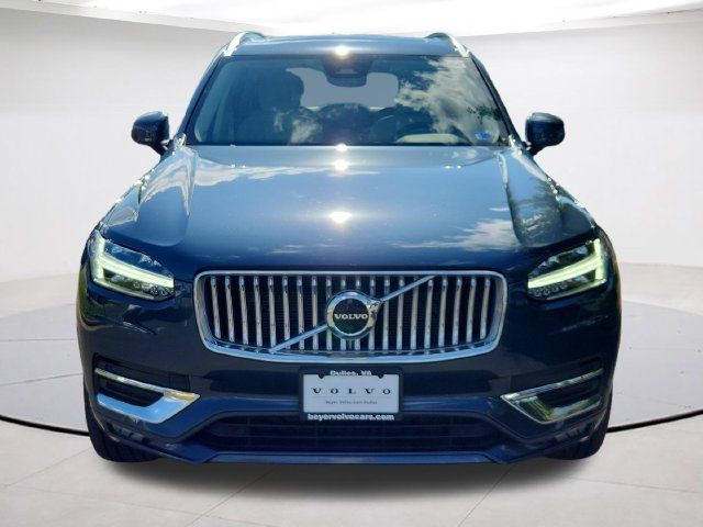 2023 Volvo XC90 Plus