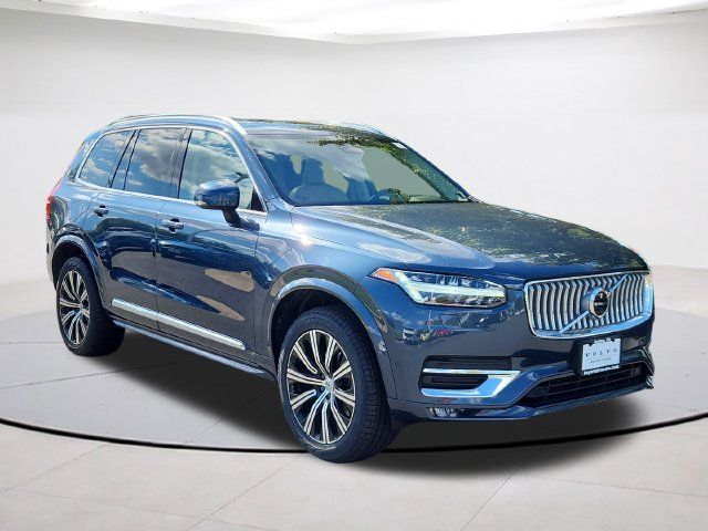 2023 Volvo XC90 Plus