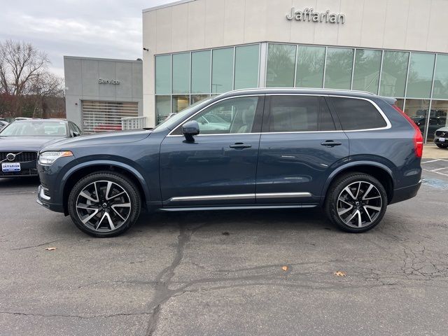 2023 Volvo XC90 Plus