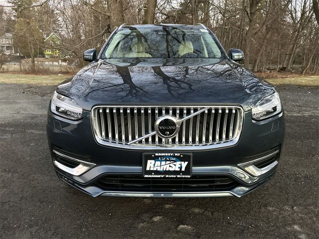 2023 Volvo XC90 Plus