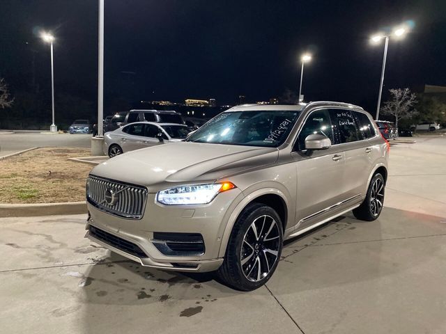 2023 Volvo XC90 Plus