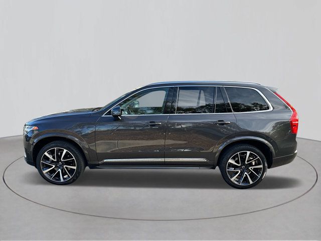 2023 Volvo XC90 Plus