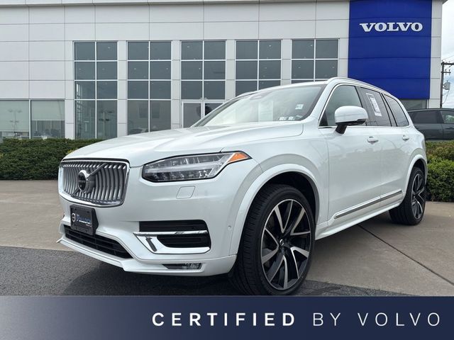 2023 Volvo XC90 Plus