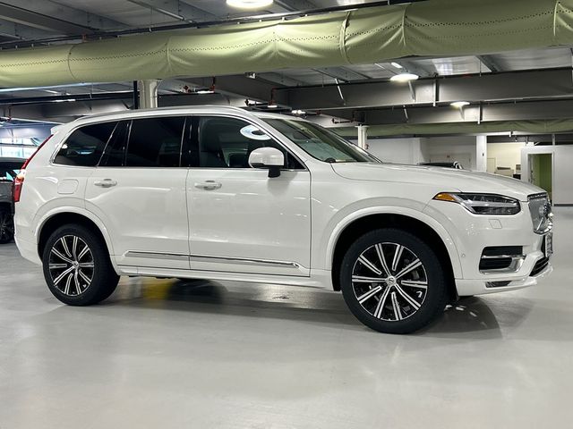 2023 Volvo XC90 Plus