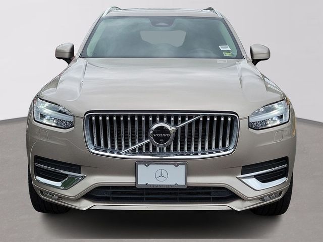 2023 Volvo XC90 Plus