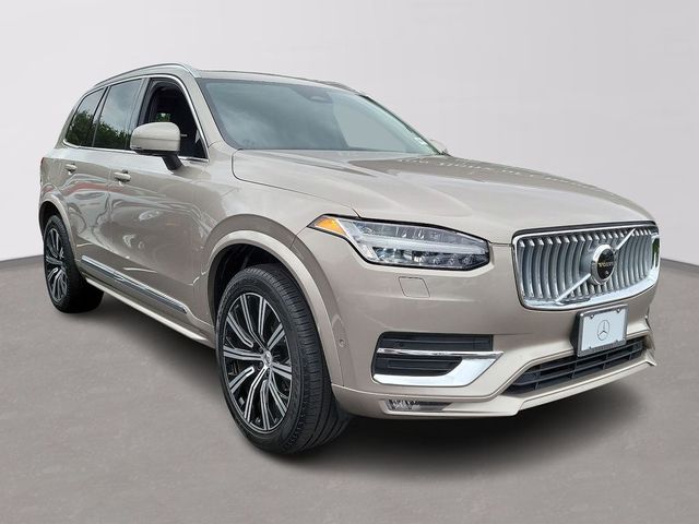 2023 Volvo XC90 Plus