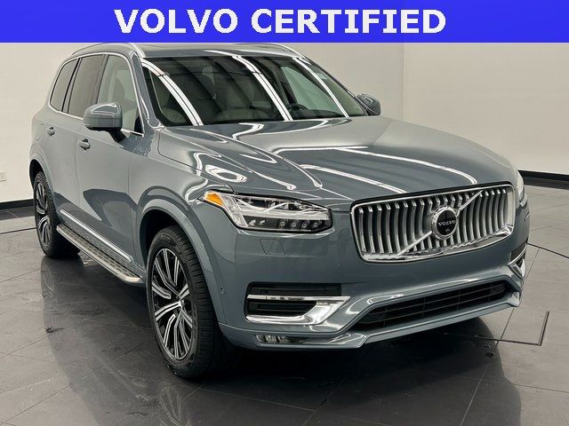 2023 Volvo XC90 Plus