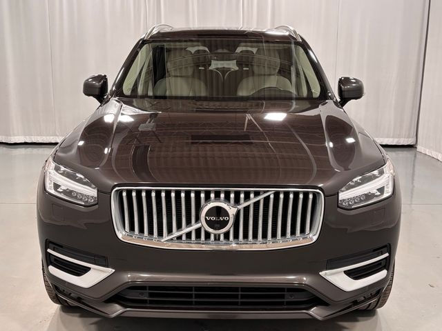 2023 Volvo XC90 Plus