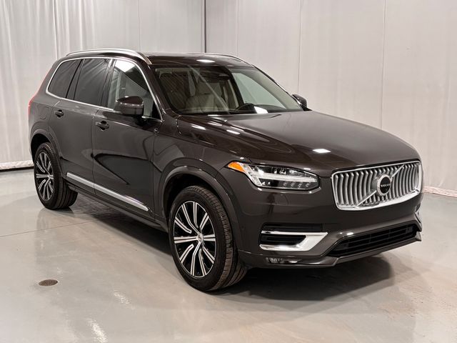 2023 Volvo XC90 Plus