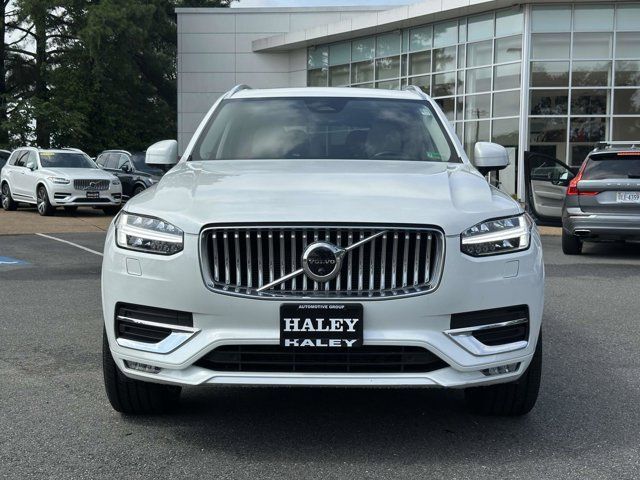 2023 Volvo XC90 Plus