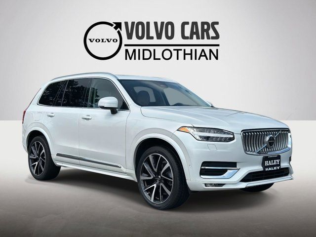 2023 Volvo XC90 Plus