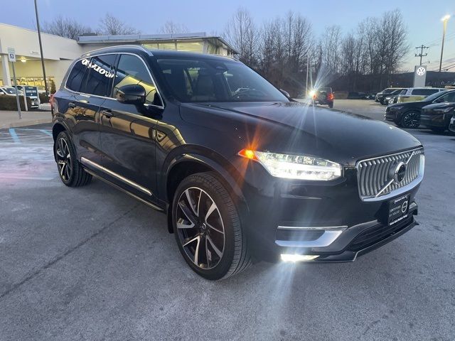 2023 Volvo XC90 Plus