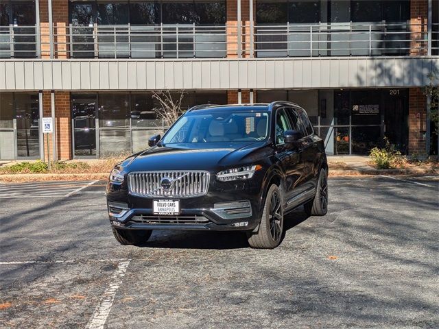 2023 Volvo XC90 Plus