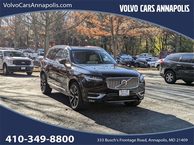 2023 Volvo XC90 Plus