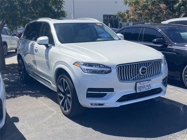 2023 Volvo XC90 Plus
