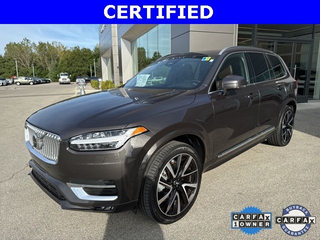 2023 Volvo XC90 Plus