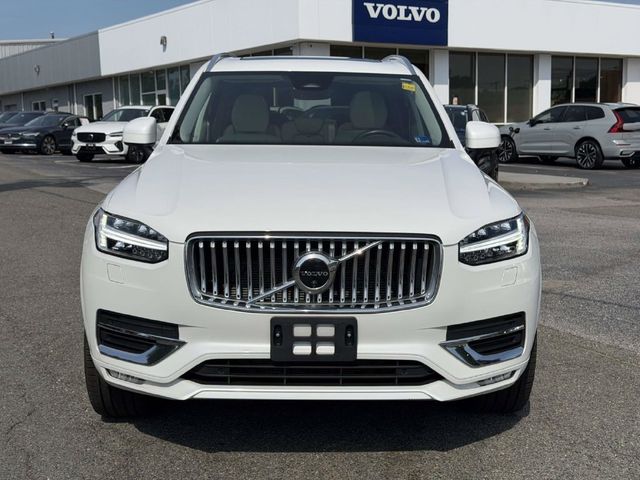 2023 Volvo XC90 Plus