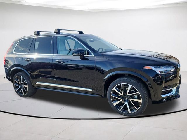 2023 Volvo XC90 Plus