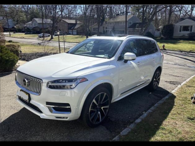 2023 Volvo XC90 Plus