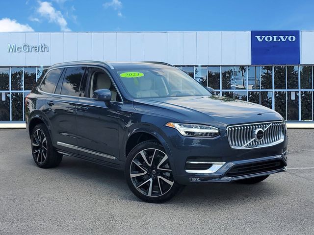 2023 Volvo XC90 Plus