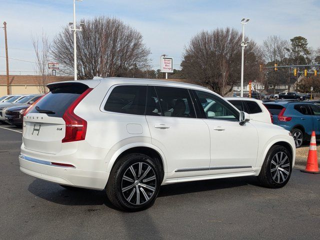 2023 Volvo XC90 Plus