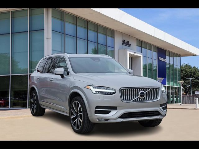 2023 Volvo XC90 Plus