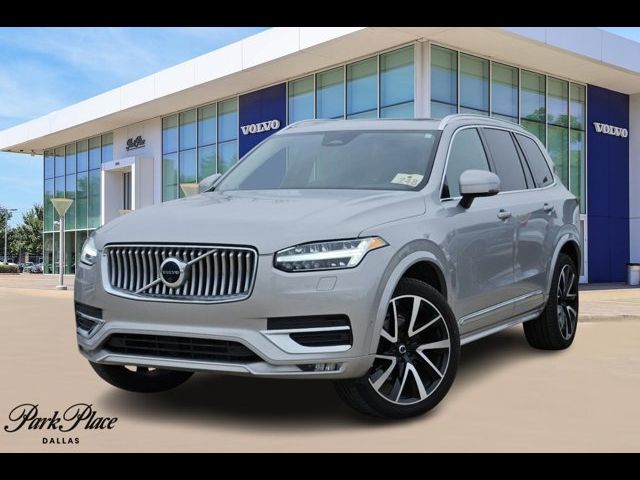 2023 Volvo XC90 Plus