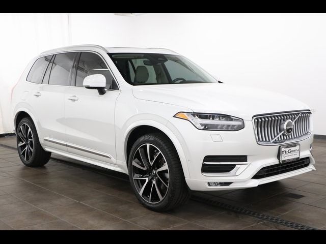 2023 Volvo XC90 Plus