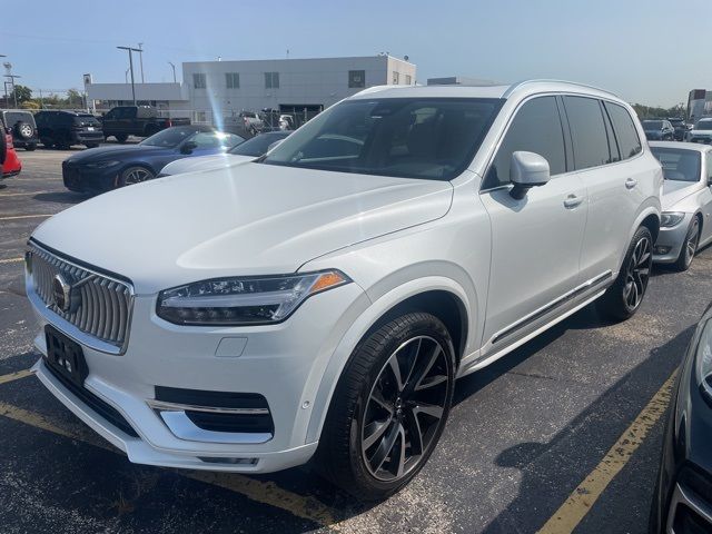 2023 Volvo XC90 Plus