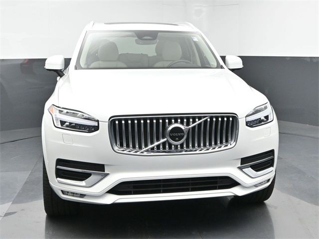 2023 Volvo XC90 Plus