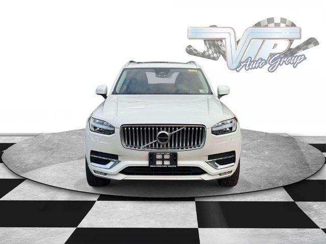2023 Volvo XC90 Plus