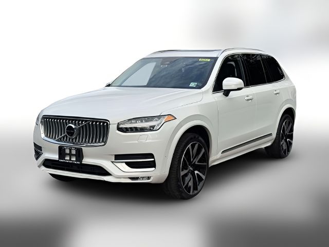 2023 Volvo XC90 Plus