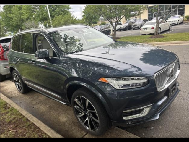 2023 Volvo XC90 Plus